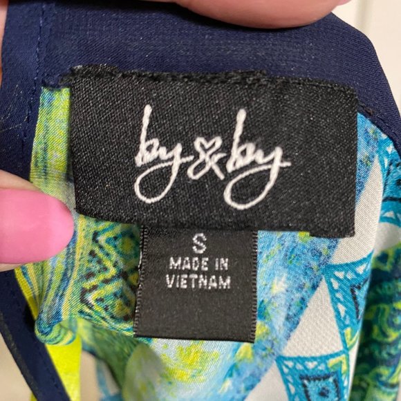 S By & By Multi Colored Hi-Lo Top - Picture 5 of 7